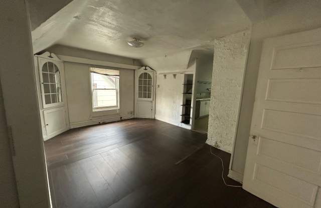 110 South Blair Street - 3 photos photos