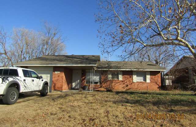 MOVE IN SPECIAL: $200 OFF THE 1ST FULL MONTH RENT! photos photos