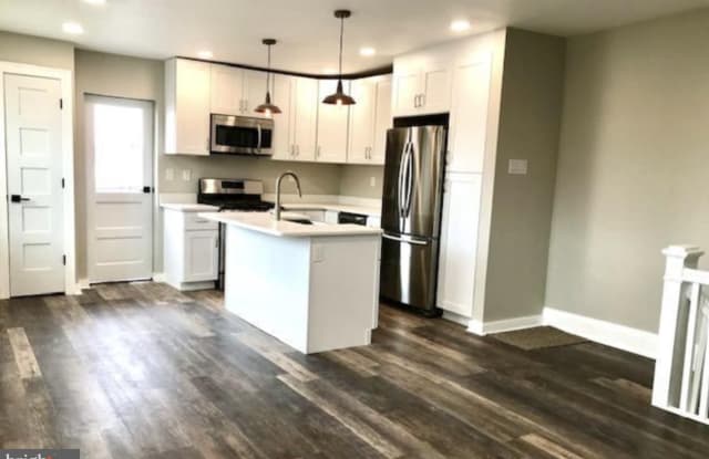 1311 S 9TH STREET - 1311 S 9th St, Philadelphia, PA 19147