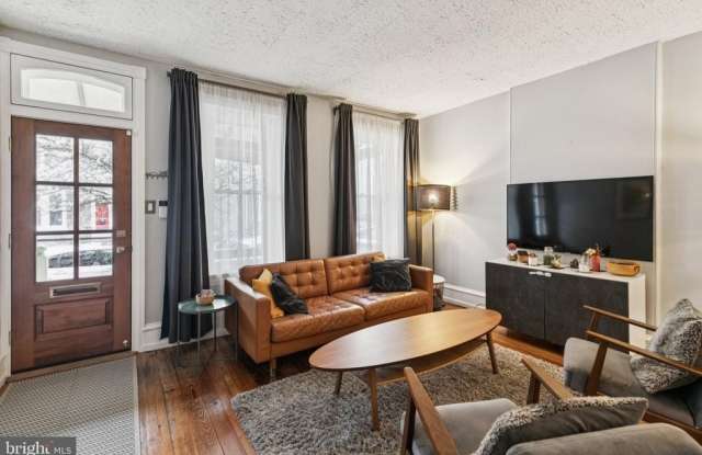 4353 FREELAND AVENUE photos photos