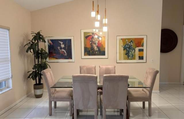 8884 Shoal Creek Lane Gallery 1