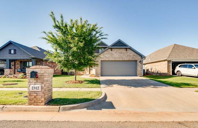 Luxury living in gated Valencia - 2312 Northwest 179th Terrace, Oklahoma City, OK 73012