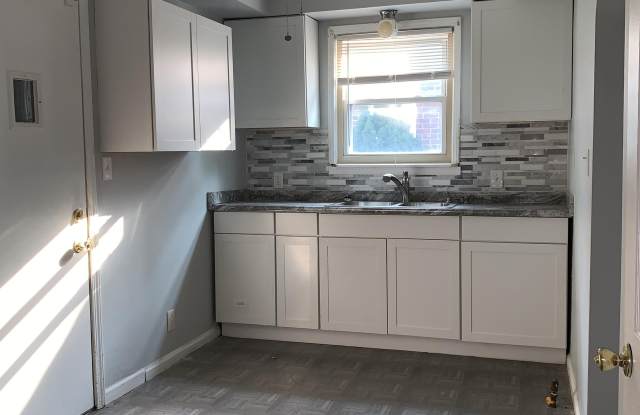 16213 Collingham Drive Gallery 4