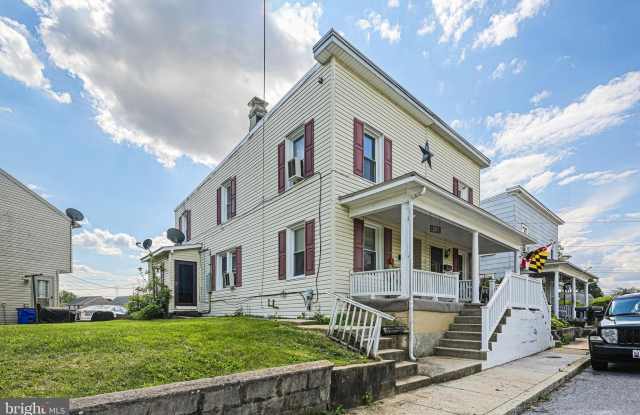 253 E HOWARD Street E - 253 East Howard Street, Hagerstown, MD 21740