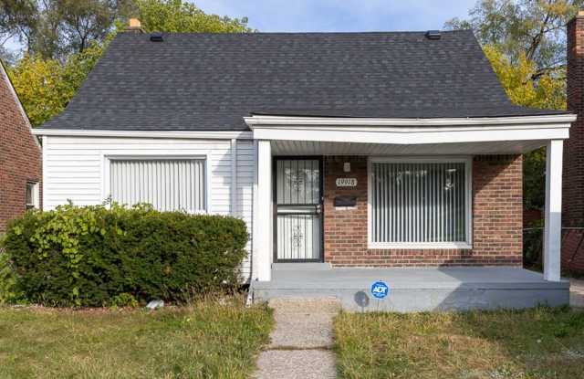 Beautiful Brick Bungalow Only 1375/mo! **OPEN HOUSE Friday June 12th from 5pm to 5:30pm** photos photos