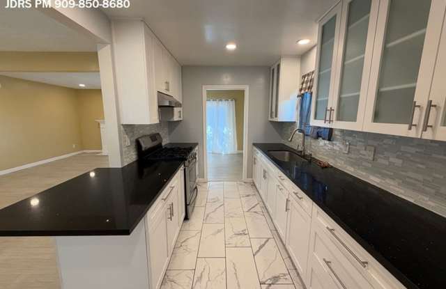 Hacienda Heights 3 Bedroom Home Gallery 3