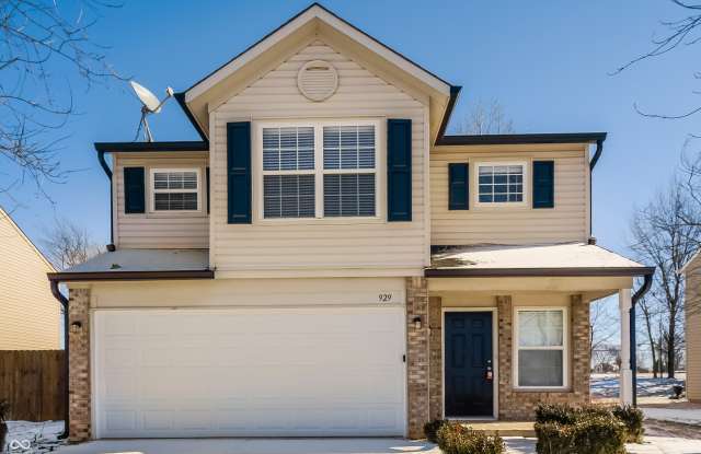 929 Nicole Way - 929 Nicole Way, New Whiteland, IN 46184