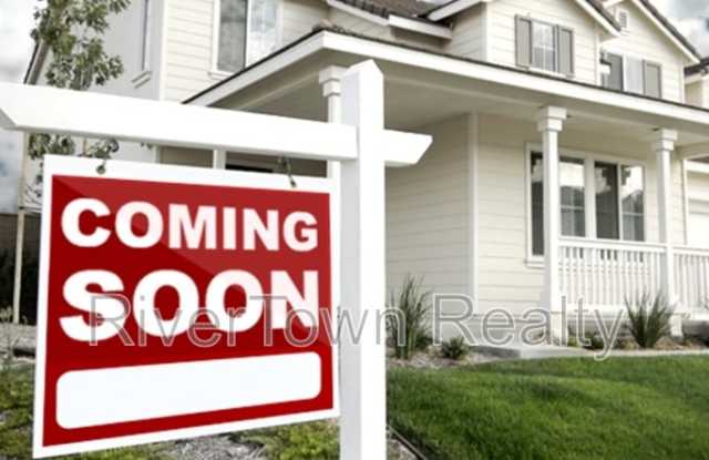 6345 Greenbriar Dr photos photos