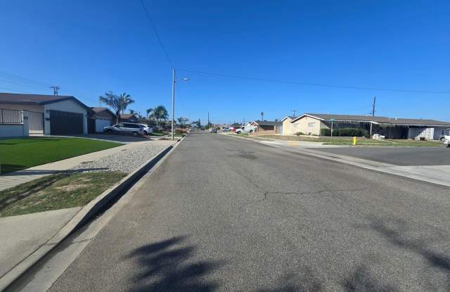 Beautiful 3-Bedroom, 2-Bathroom Home in Westminster – All Utilities Included! Gallery 3