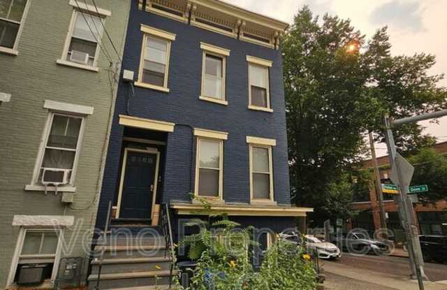 293 Hudson Avenue photos photos
