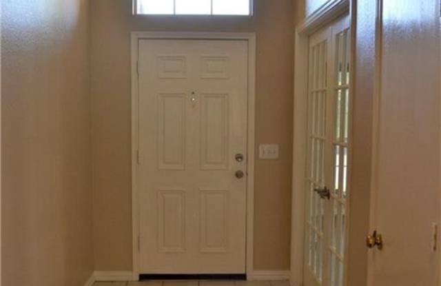 615 Lake Bridge Gallery 2