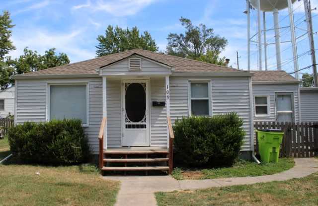 109 Berry Avenue photos photos