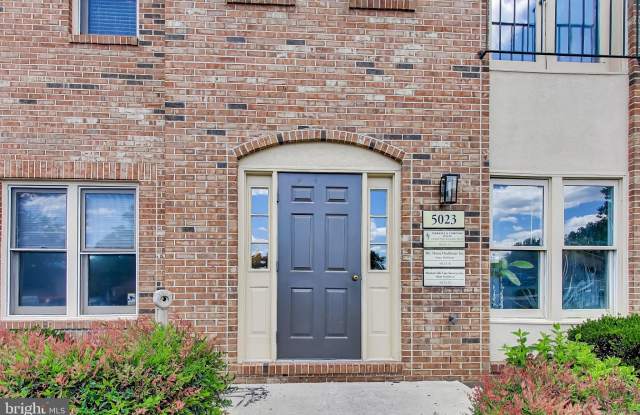 5023-C BACKLICK Road Gallery 4