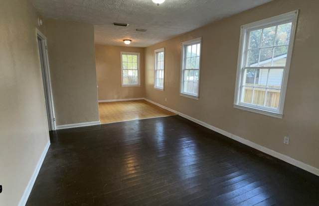 4841 Louisa Ter Gallery 4