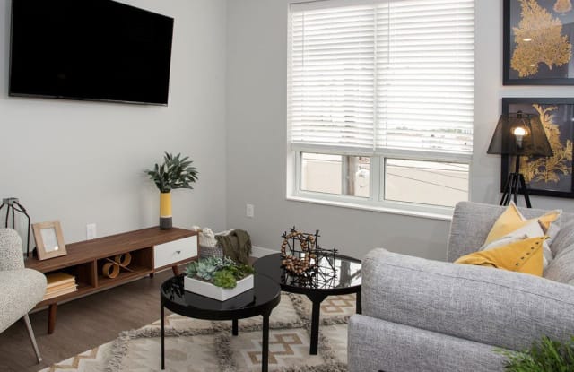 Urban Park Apartments Gallery 4