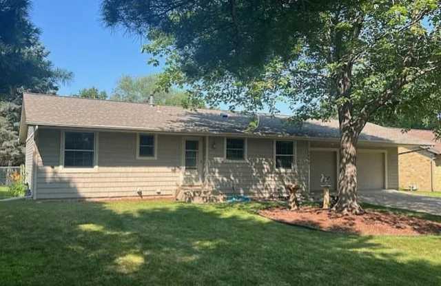 Charming 3BR House in Coon Rapids photos photos Charming 3BR House in Coon Rapids photos photos