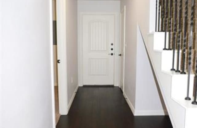 800 N 3rd Street Gallery 4