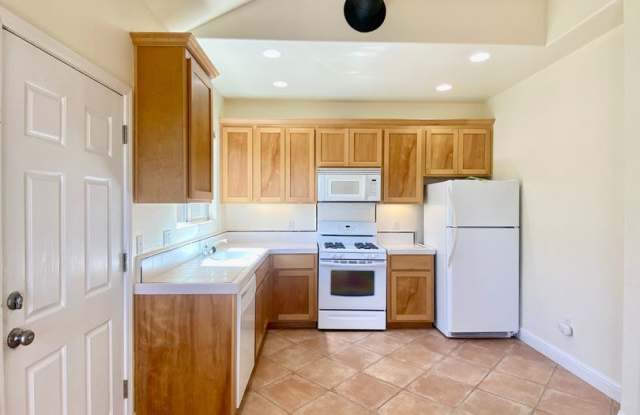 West Davis apartment photos photos