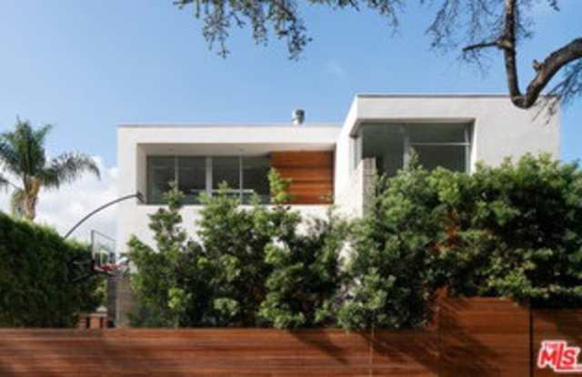 4035 Van Buren Place Gallery 2