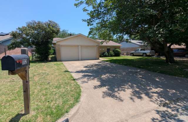 Four Bedroom Home in Saginaw - 1112 Dennis Drive, Saginaw, TX 76179