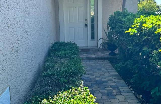 11514 BAY GARDENS LOOP Gallery 3