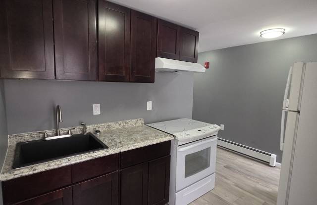 105 Walnut Ave photos photos