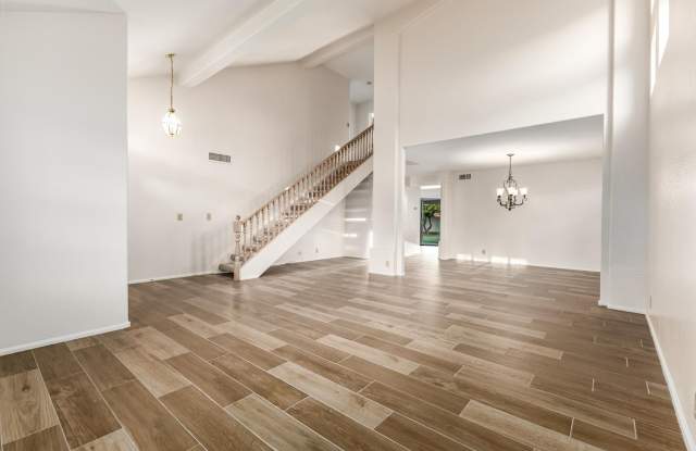 14831 N 42nd photos photos