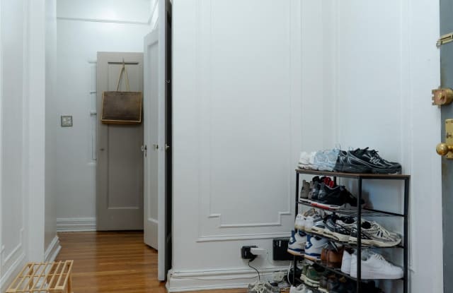 60 W Broad Street Gallery 2