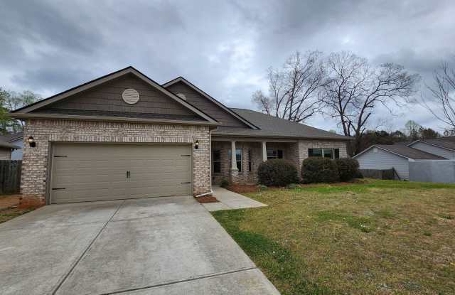 Bright 3BR/2BA Ranch Home in Dawsonville! photos photos