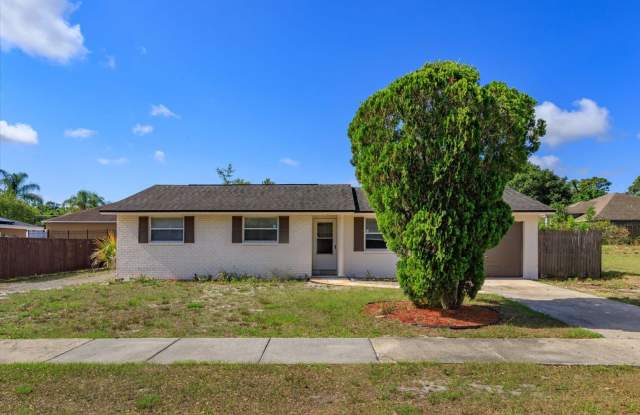 Charming 3-Bedroom Single-Family Home with Large Yard in Sanford — $1,697/month photos photos