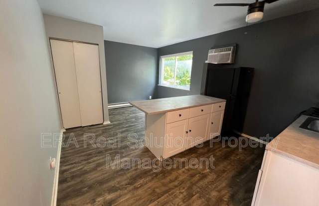 745 Oak Street photos photos