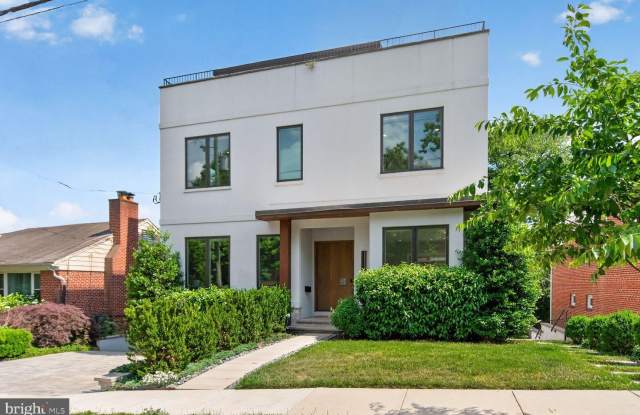 4512 SALEM Lane NW Gallery 2