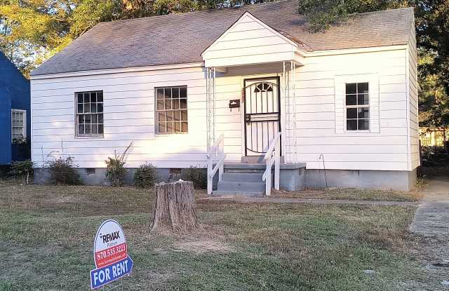 3007 S. Poplar St. - 3007 South Poplar Street, Pine Bluff, AR 71603