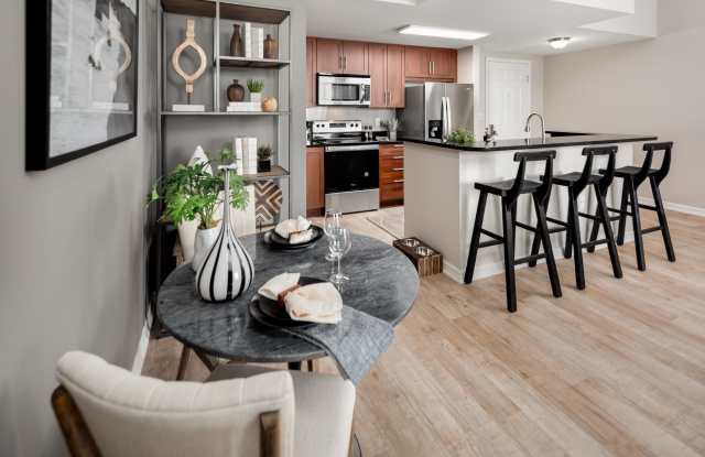 Midtown 24 Apartments Gallery 4
