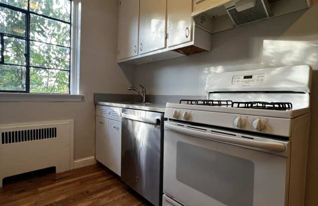 91 Longwood Ave photos photos