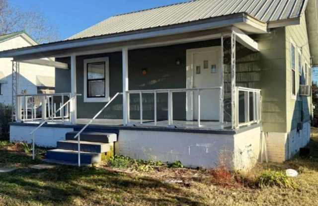 2 Bed 1 Bath Home In Opelika photos photos