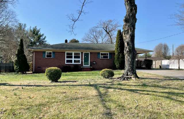 Home with Carport photos photos