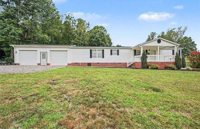 2298 Ray Loop Road Gallery 2