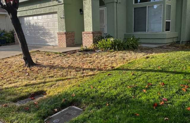 Beautiful 3/2 Elk Grove Home photos photos