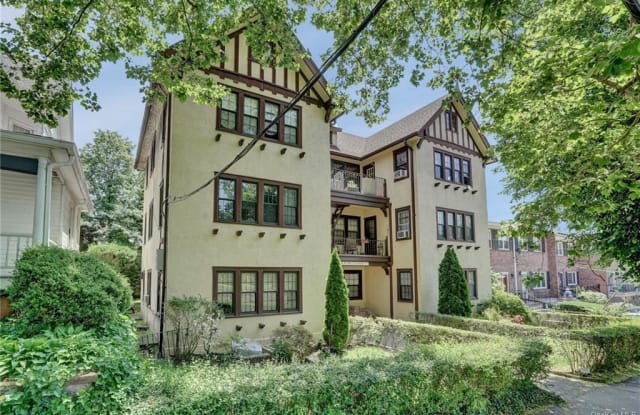 80 Parkway Road - 80 Parkway Rd, Bronxville, NY 10708