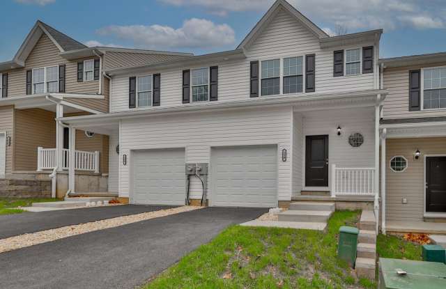 Beautifully designed brand-new construction 3 bedroom townhouse, perfectly located in the heart of South Allentown. - 350 Barber Street, Allentown, PA 18103