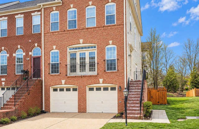 21943 WINDOVER Drive Gallery 2