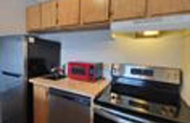 In town Breckenridge Studio!  Heat and Electric included!  Between town and the lifts!  Available June 8th! photos photos