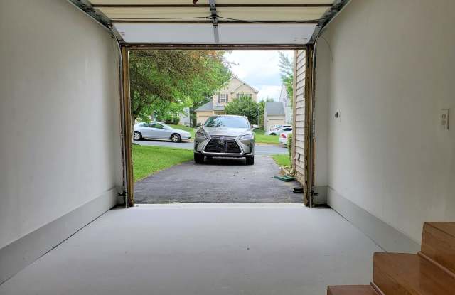 17210 SNOW GOOSE COURT Gallery 3