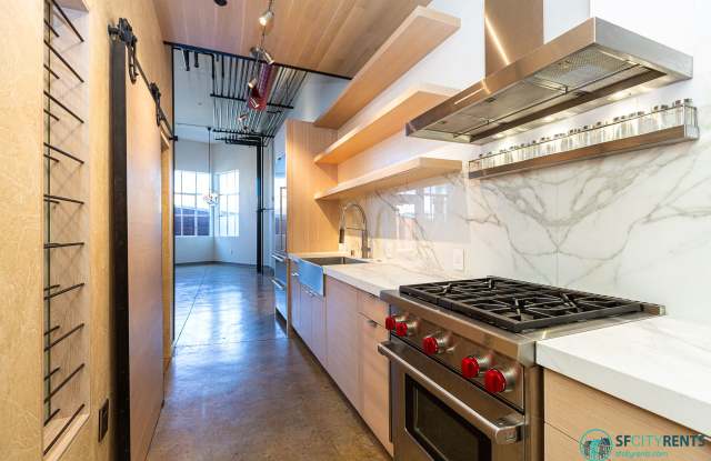 SoMa: Luxurious Remodeled Conversion Live/Work Loft w/ Private Patio, W/D in unit  Garage Parking - 60 Rausch Street, San Francisco, CA 94103