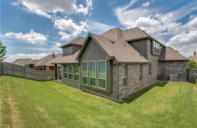 Spacious 4BR House in Melissa Gallery 3