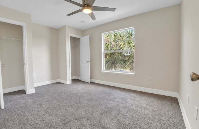 Spacious 4-Bed, 2.5-Bath Townhome – Minutes from the Indian River! Gallery 2