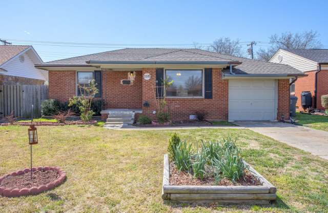 Must see this great 2 bed, 1 bath home in The Village, Excellent Location! - 2232 Churchill Place, The Village, OK 73120