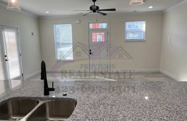 1917 Cypress Ln Gallery 4