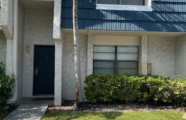 2609 N 40th Ave photos photos